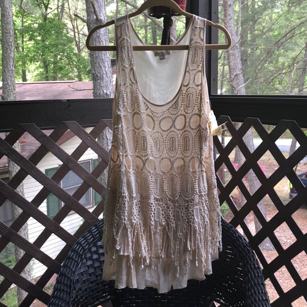 One World Crochet Lace Top size Medium